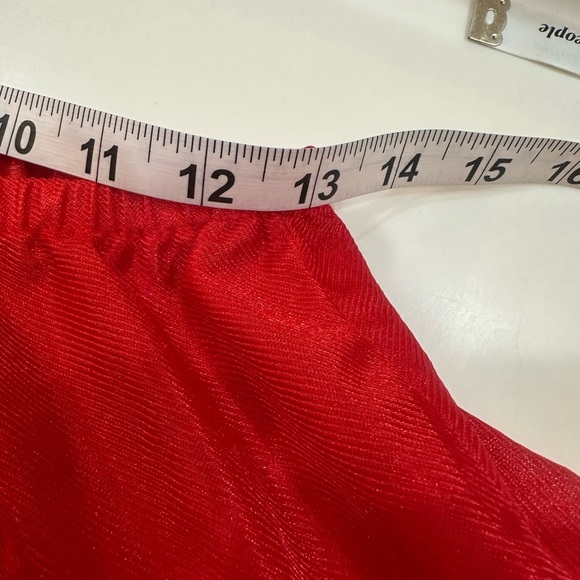 LEG AVENUE Vibrant Red Ruffled Petticoat Crinoline 13”W x 22”L - Picture 6 of 7